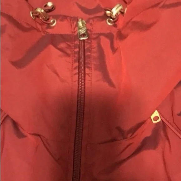 COLE HAAN SIGNATURE Back Bow Hooded Raincoat - Picture 14 of 16
